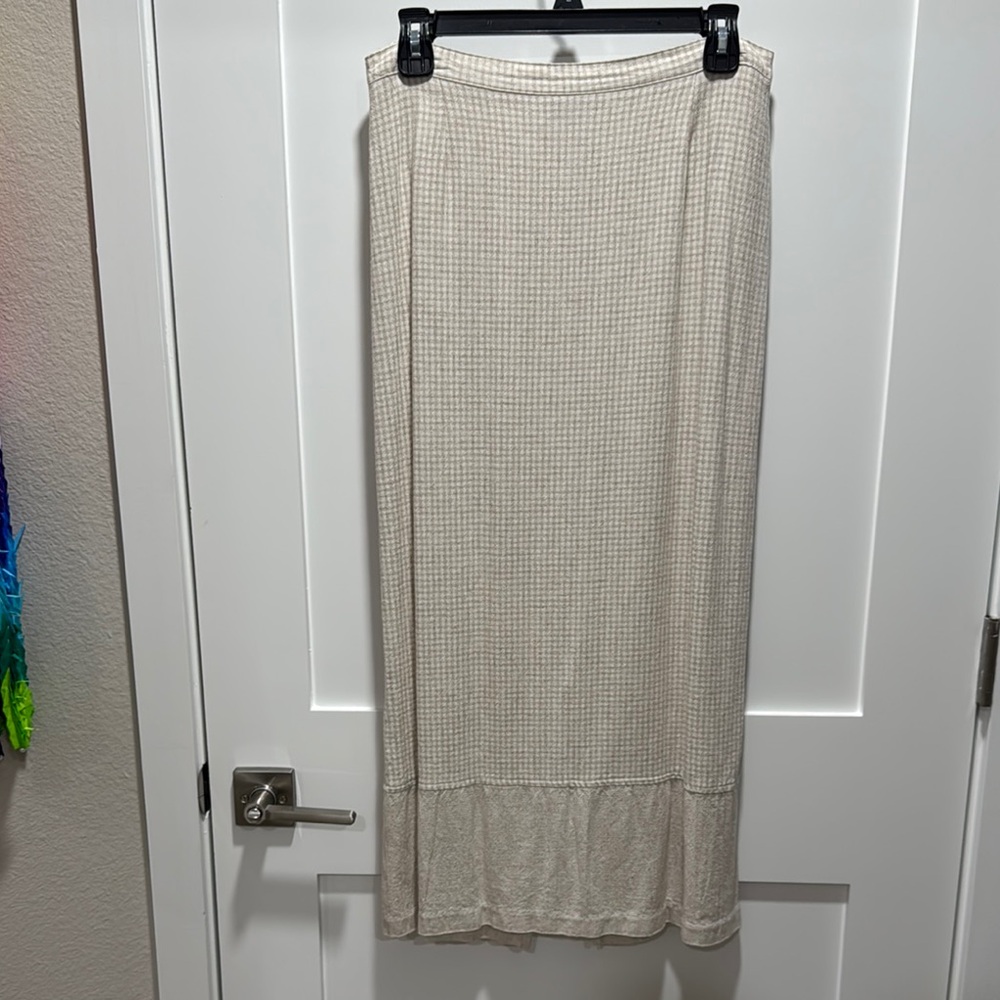 Clio Cream Checkered Midi Skirt